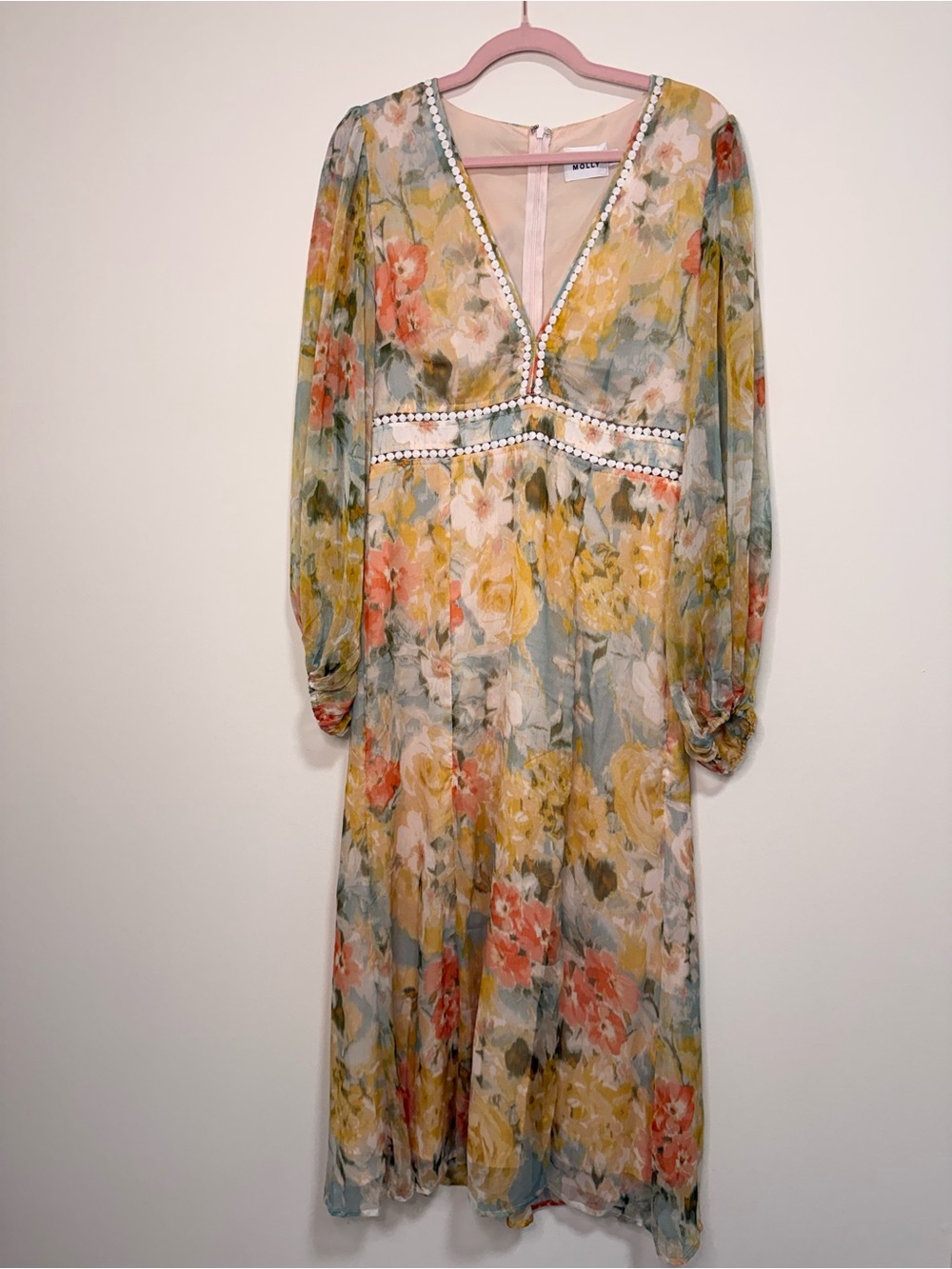 Cottage-core Hello Molly Pastel Floral V‑Neck Long Sleeve Midi Dress
